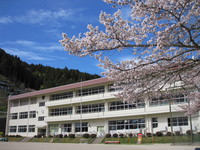 春の富原小学校