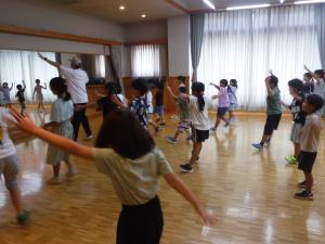 サマースクール　ダンス教室