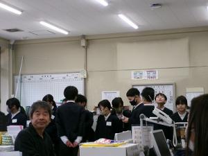 ６