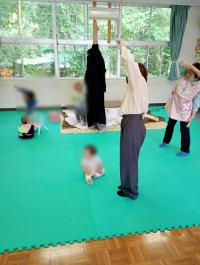 体操をしている