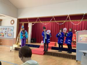 5人ばやしも登場。