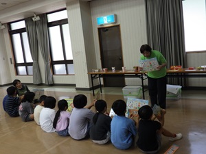 ５