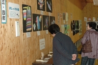 小学生の作品展示の画像