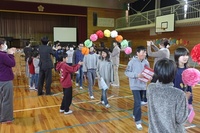 在校生で花道を作って、拍手で見送りましたの画像