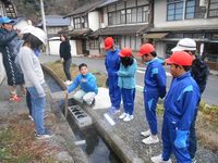 環境に優しい水力発電のしくみを自分たちの手で確かめましたの画像