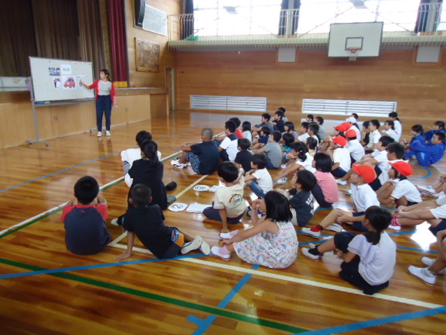 たてわり班そうじを頑張ろう！と養護教諭から話がありましたの画像