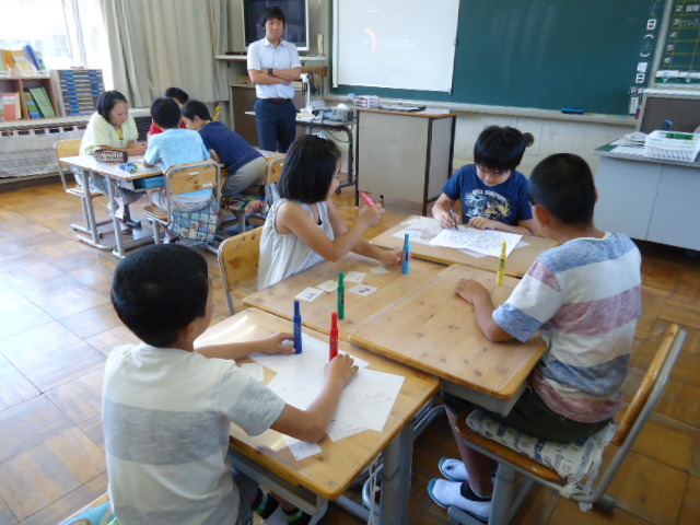4年生・学級活動の時間ですの画像