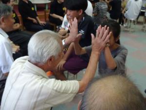 トークフォークダンス１