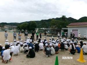 草取り集会1