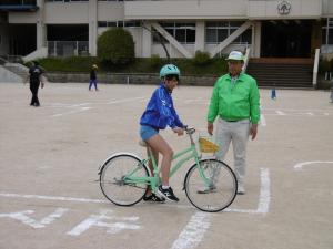 自転車３