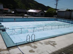 プール掃除