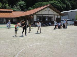 ボール運び