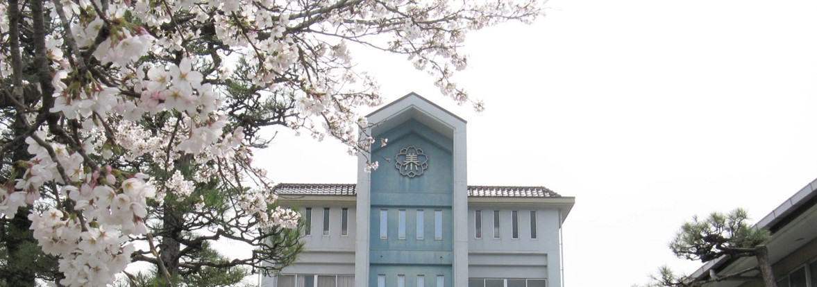 真庭市立美川小学校のタイトル画像